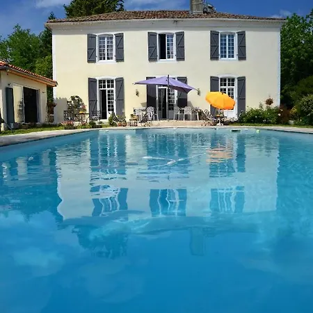 Maison Matachot Bed & Breakfast *